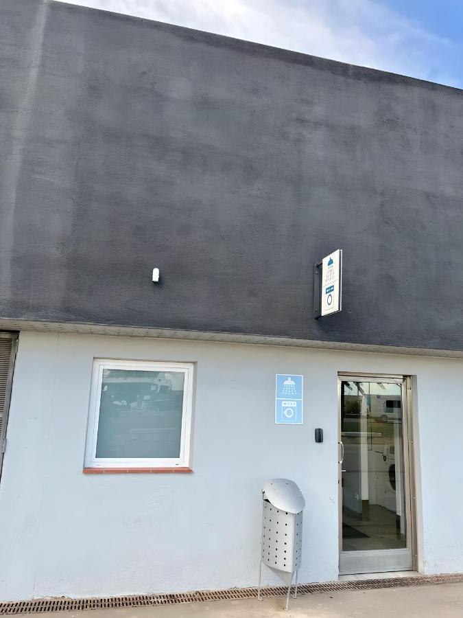 Cozy Private Two Rooms Yacht In Barcelona With Free Parking 圣阿德里安-德贝索斯 外观 照片